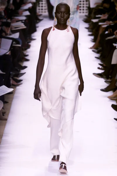 Look 24